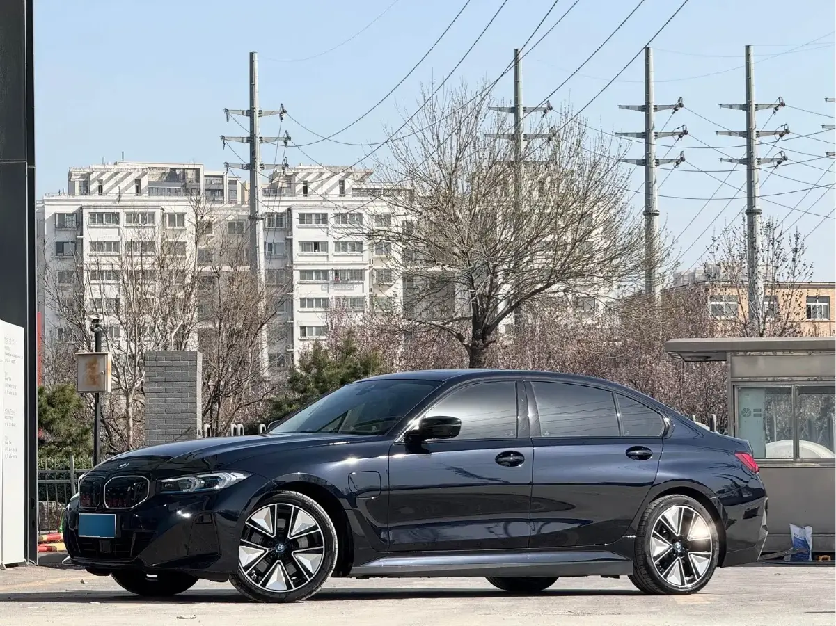 2024 BMW i3 BEV 79.05KWH