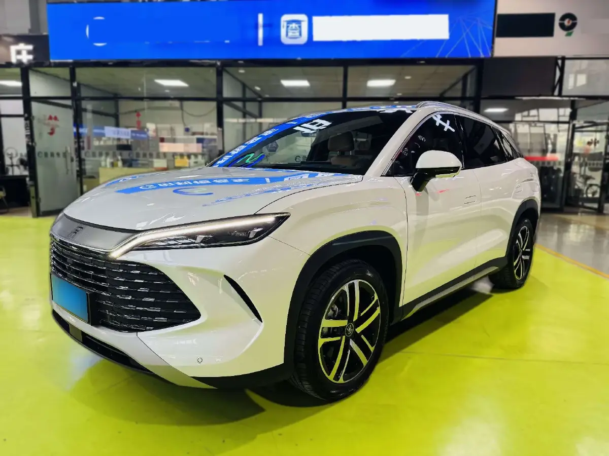 2024 BYD SongL DM-i 1.5L 101HP L4 E-CVT PHEV 18.3KWH