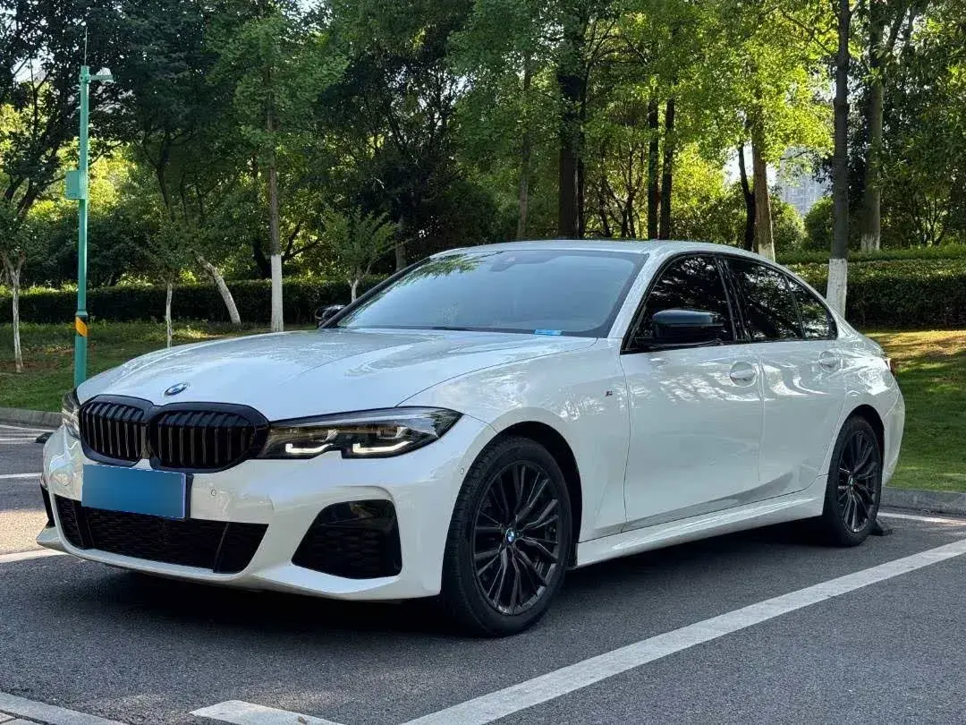 2022 BMW 3 Series 2.0T 184HP L4 8AT