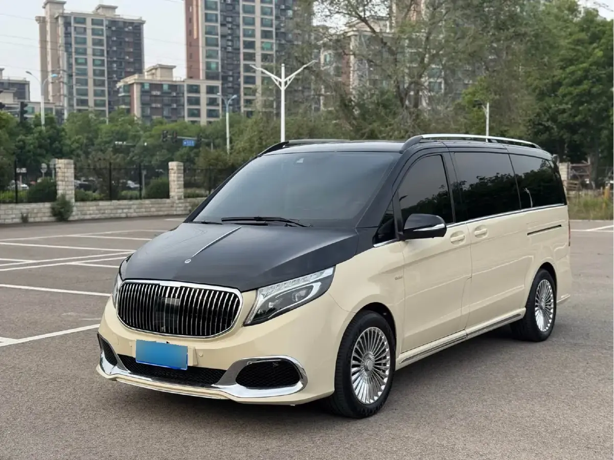 2022 Mercedes-Benz V Class 2.0T 211HP L4 9AT