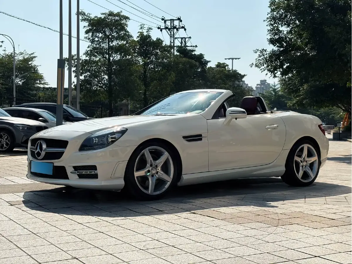 2011 Mercedes-Benz SLK Class 1.8T 184HP L4 7AT