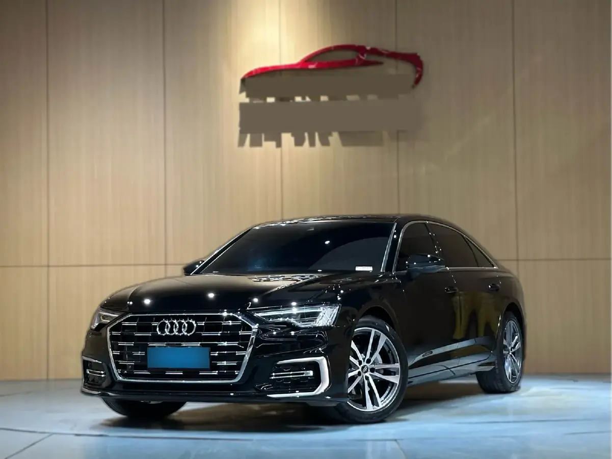 2024 Audi A6L 2.0T 190HP L4 7DCT