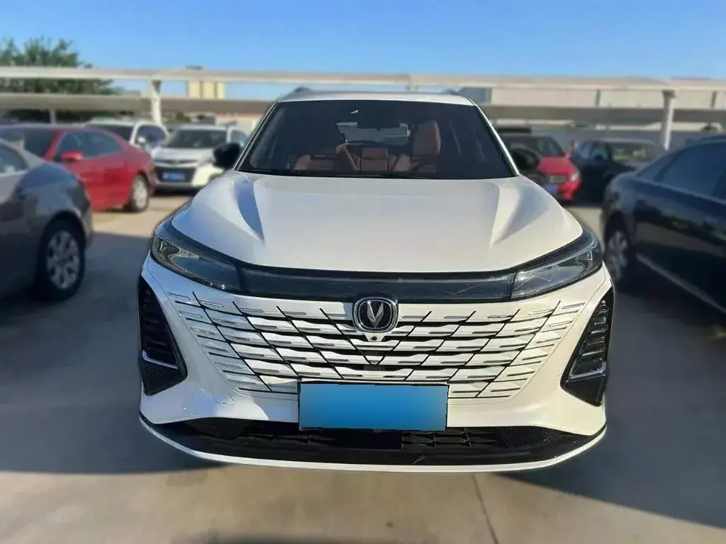 2023 ChangAn CS75 Plus 1.5T 188HP L4 8AT