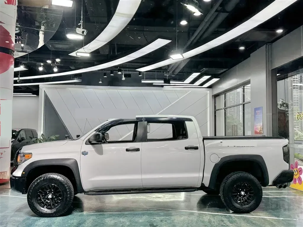 2014 Toyota Tundra 5.7L 386HP V8 6AT,autocango,china used car exporter,china ev exporter,chinese used car exporter,chinese used ev exporter