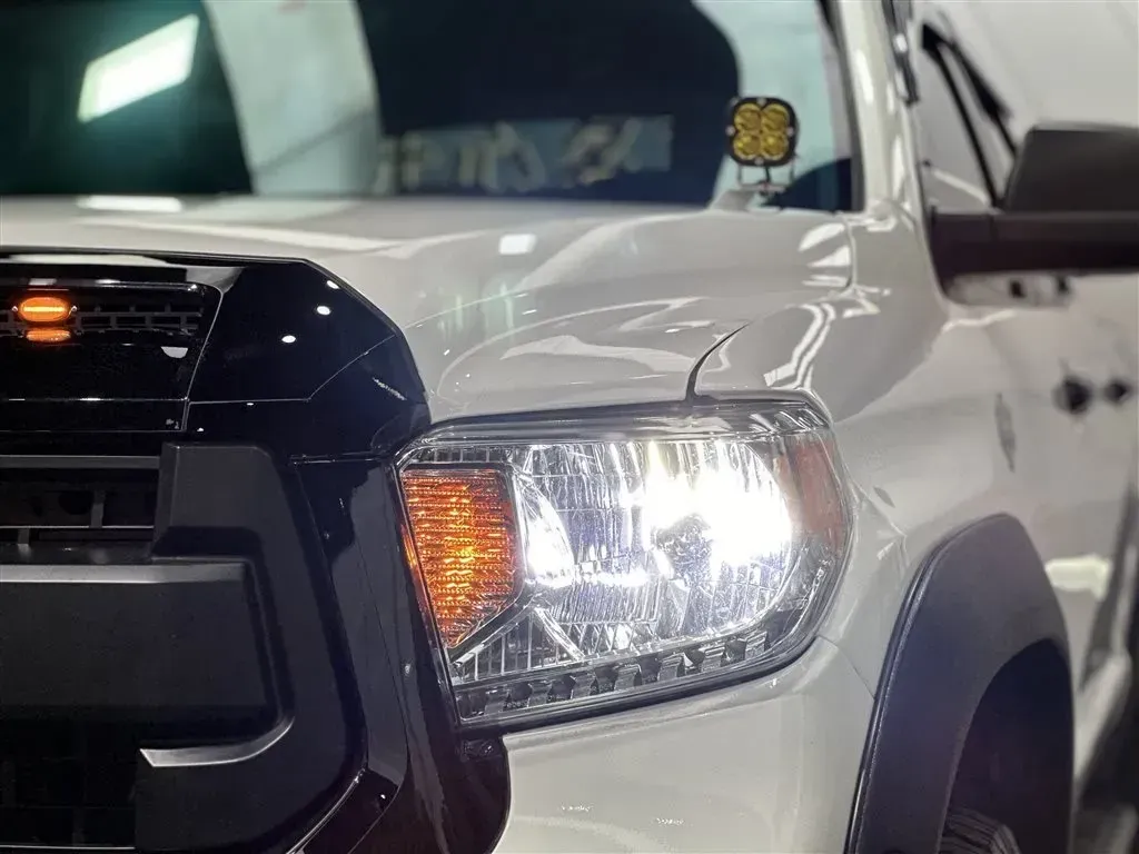 2014 Toyota Tundra 5.7L 386HP V8 6AT,autocango,china used car exporter,china ev exporter,chinese used car exporter,chinese used ev exporter