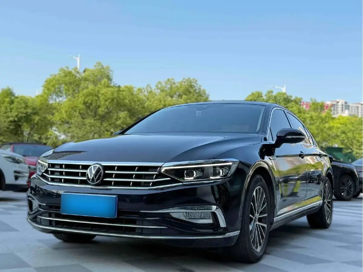 2020 Volkswagen Magotan 2.0T 220HP L4 7DCT