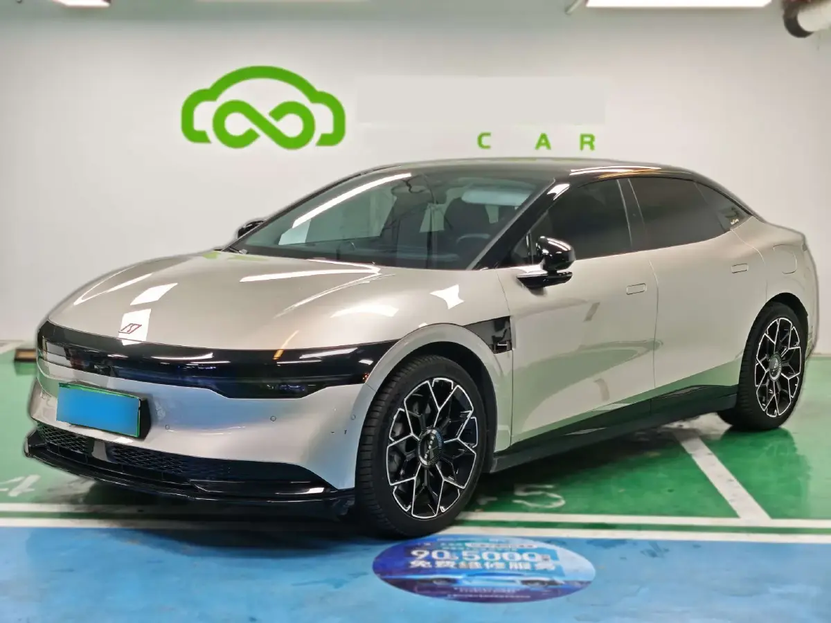 2024 Zeekr 007 BEV 75KWH