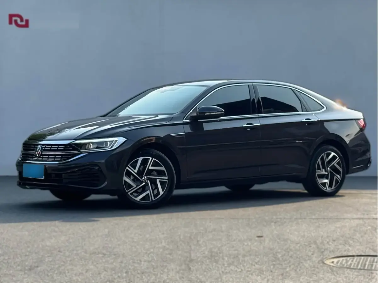 2024 Volkswagen Sagitar 1.5T 160HP L4 7DCT