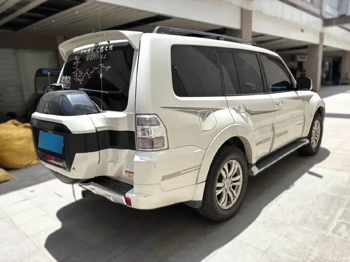 2017 Kia Borrego 3.8L 275HP V6 5AT,autocango,china used car exporter,china ev exporter,chinese used car exporter,chinese used ev exporter