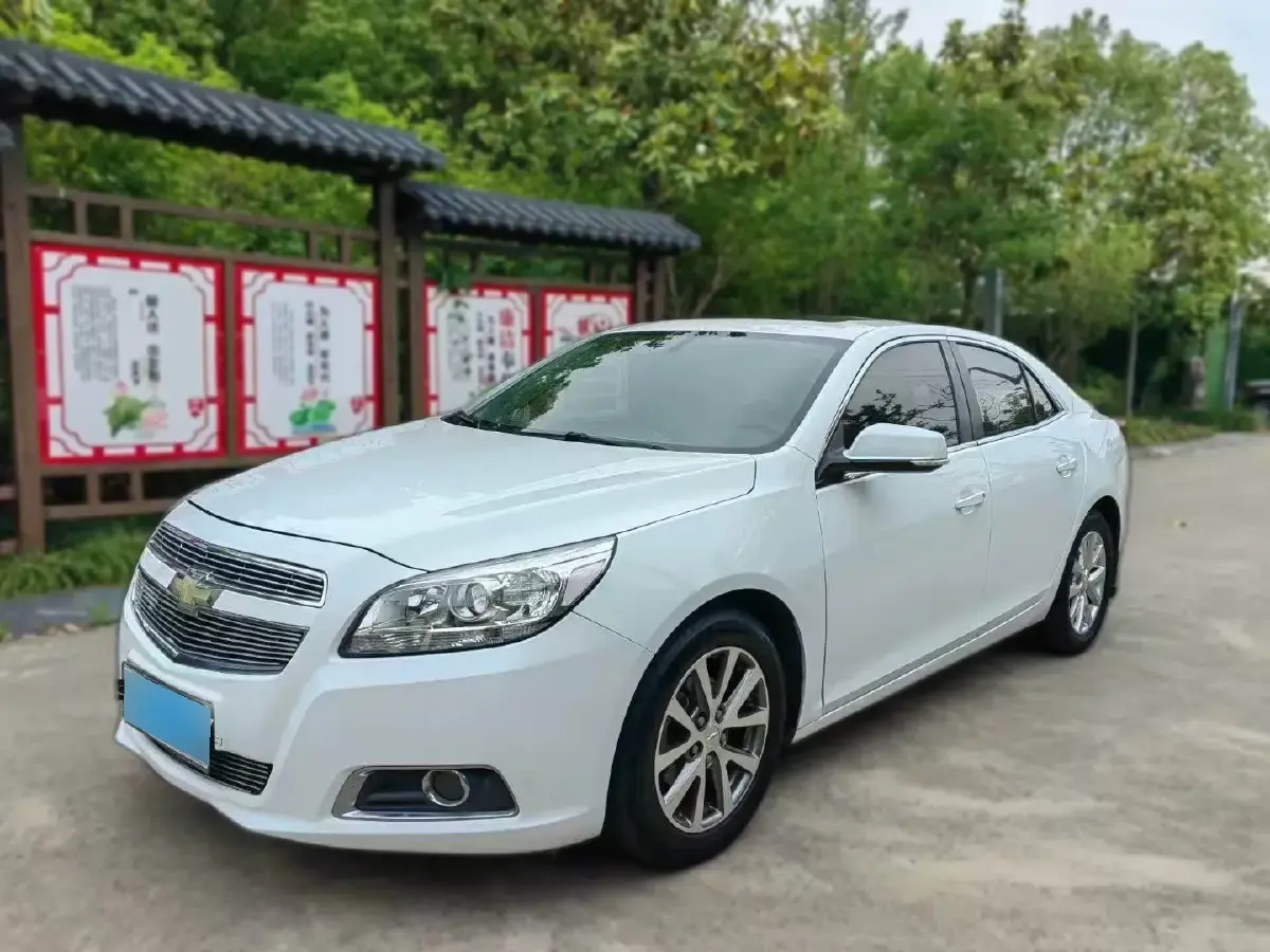 2013 Chevrolet Malibu 2.0L 154HP L4 6AT