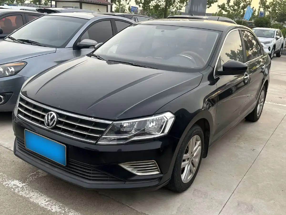 2019 Volkswagen Jetta 1.5L 110HP L4 5MT