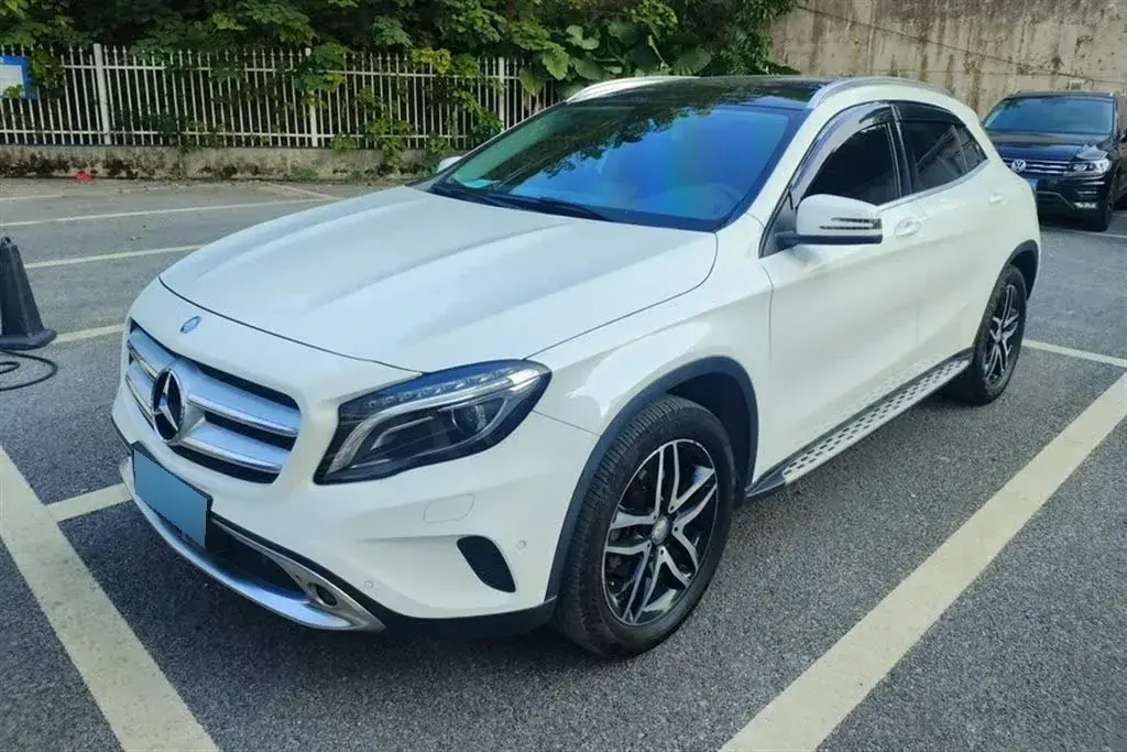 2015 Mercedes-Benz GLA Class 1.6T 156HP L4 7DCT
