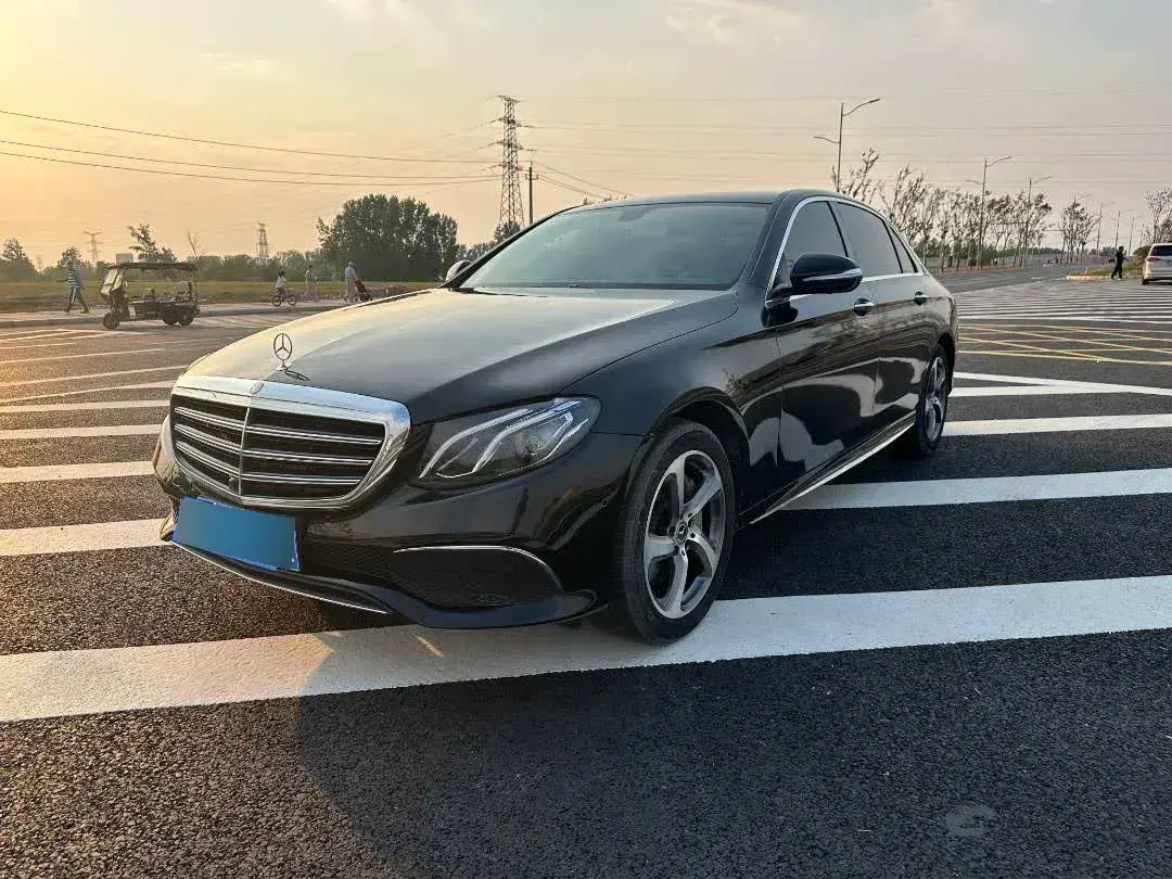 2016 Mercedes-Benz E Class 2.0T 245HP L4 9AT