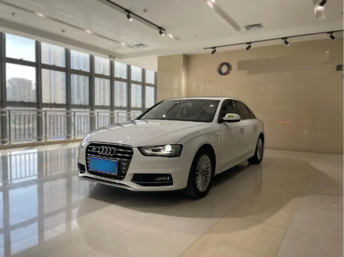 2016 Audi A4L 2.0T 180HP L4 CVT