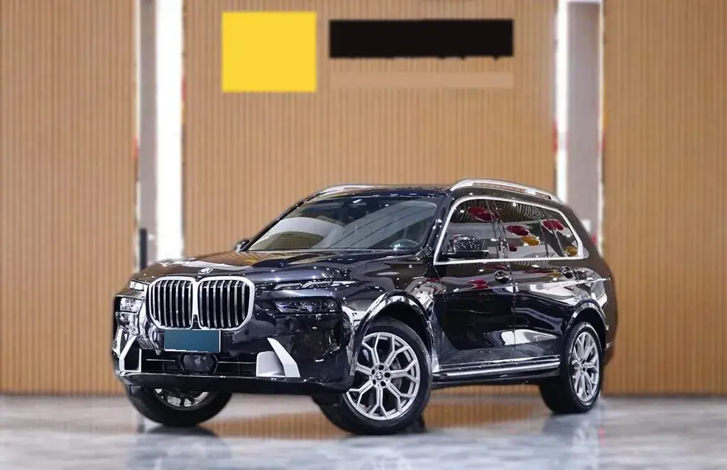 2023 BMW X7 3.0T 381HP L6 8AT