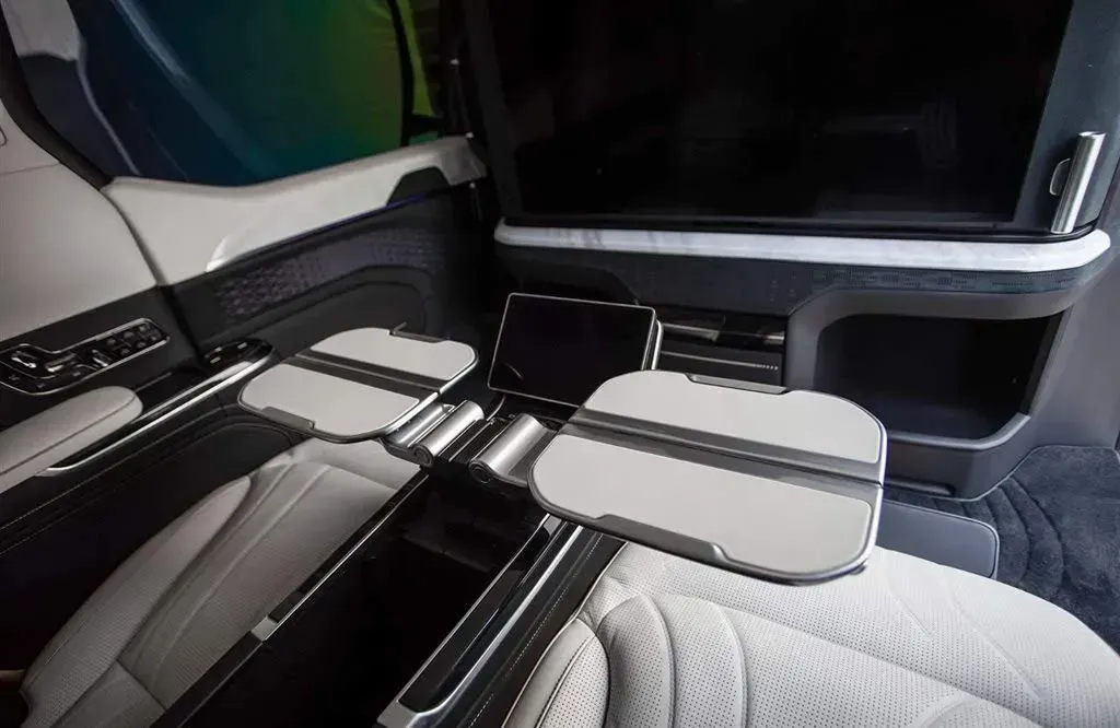 2024 Zeekr 009 BEV 108KWH,autocango,china used car exporter,china ev exporter,chinese used car exporter,chinese used ev exporter