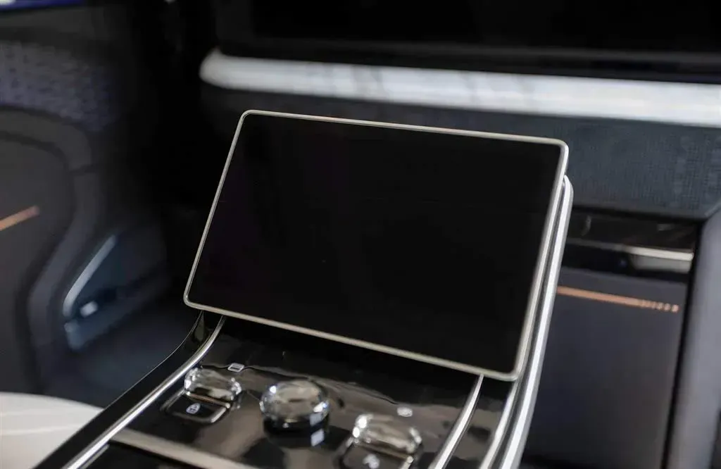 2024 Zeekr 009 BEV 108KWH,autocango,china used car exporter,china ev exporter,chinese used car exporter,chinese used ev exporter