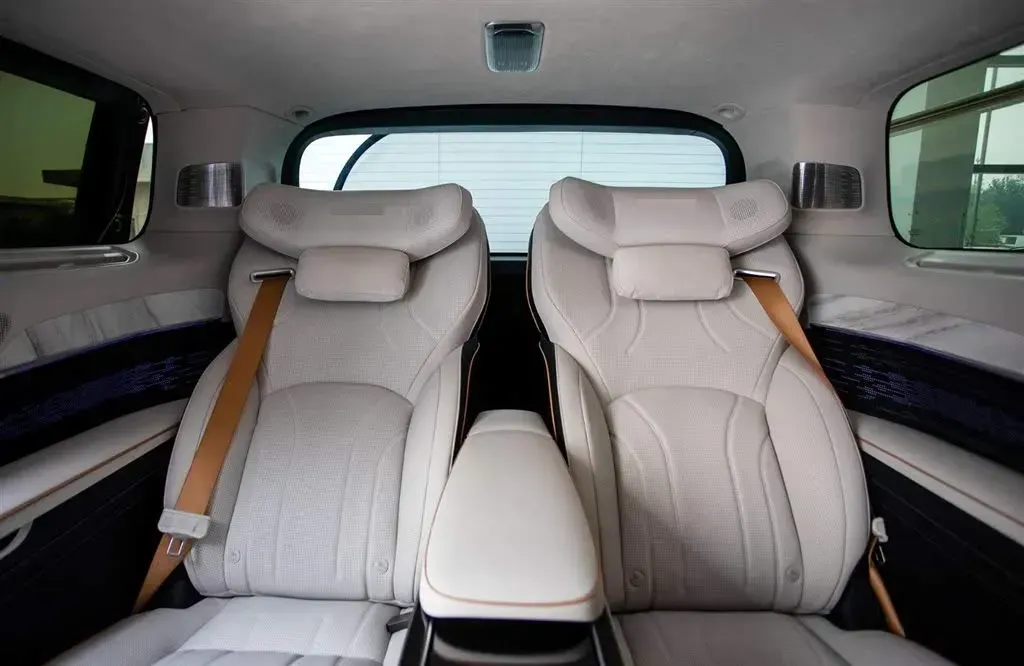 2024 Zeekr 009 BEV 108KWH,autocango,china used car exporter,china ev exporter,chinese used car exporter,chinese used ev exporter