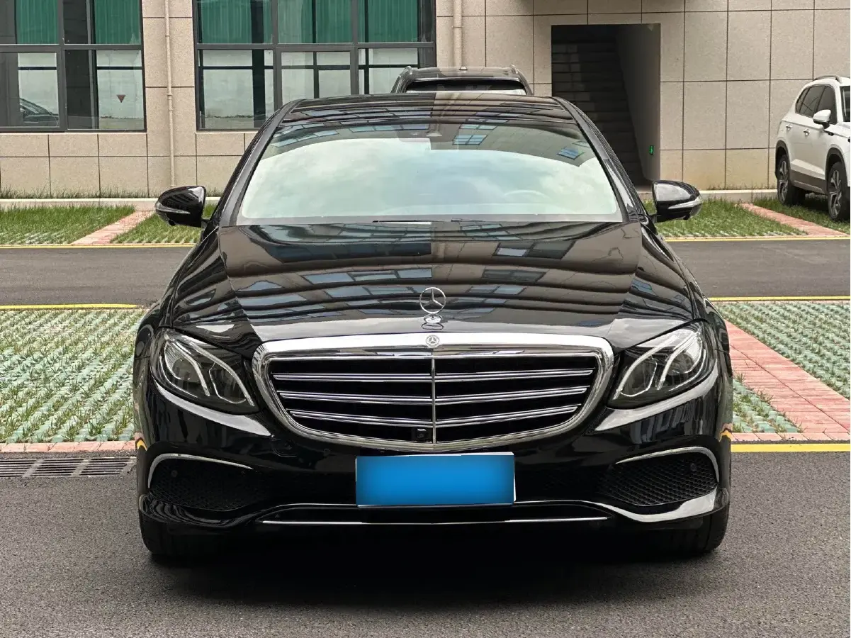 2017 Mercedes-Benz E Class 2.0T 245HP L4 9AT