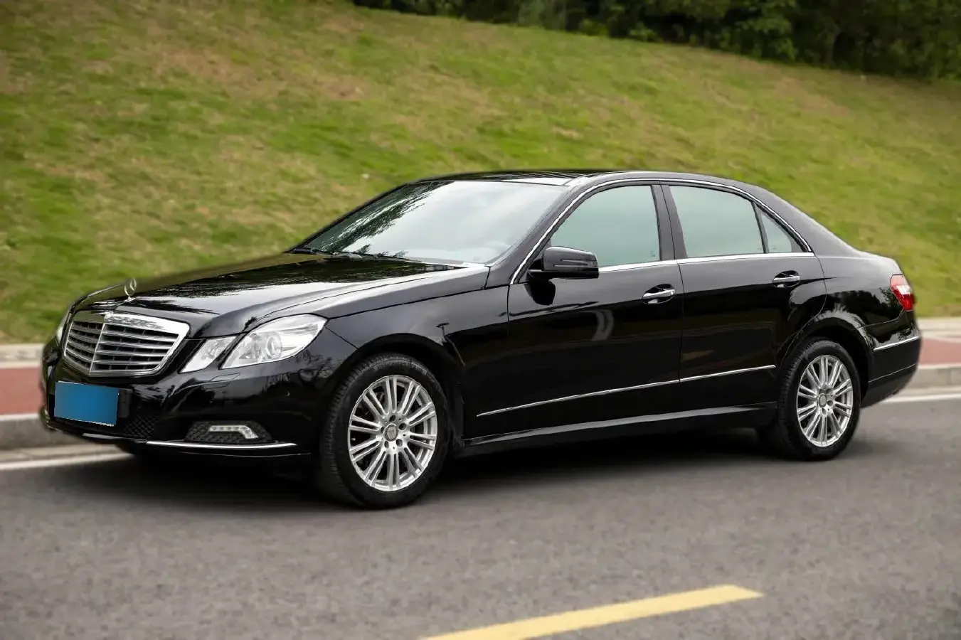 2010 Mercedes-Benz E Class 3.0L 245HP V6 7AT