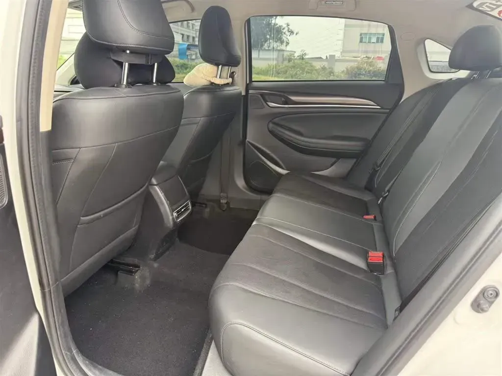 2022 GAC Trumpchi GA6 1.5T 169HP L4 6AT,autocango,china used car exporter,china ev exporter,chinese used car exporter,chinese used ev exporter