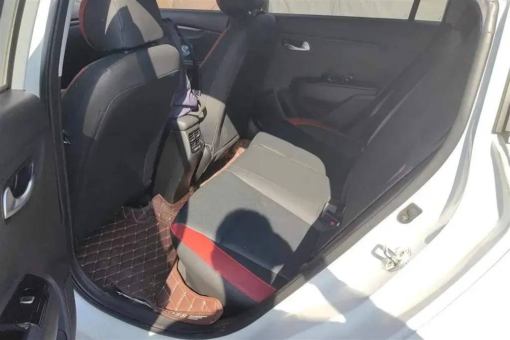 2017 Kia KX Cross 1.4L 100HP L4 6AT,autocango,china used car exporter,china ev exporter,chinese used car exporter,chinese used ev exporter