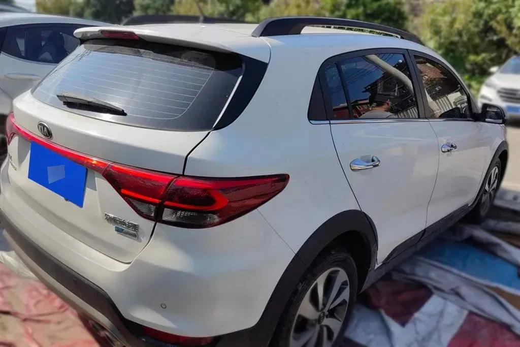 2017 Kia KX Cross 1.4L 100HP L4 6AT,autocango,china used car exporter,china ev exporter,chinese used car exporter,chinese used ev exporter