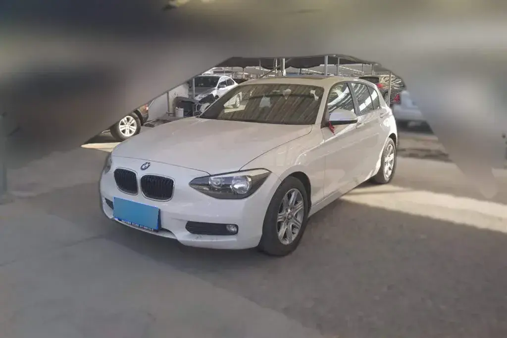 2013 BMW 1 Series 1.6T 136HP L4 8AT