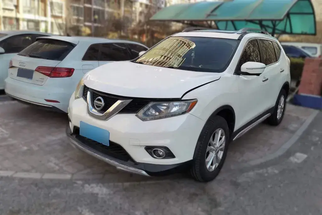 2014 Nissan X-Trail 2.0L 150HP L4 CVT