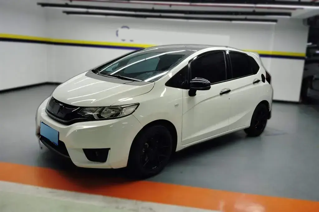 2016 Honda Fit 1.5L 131HP L4 CVT