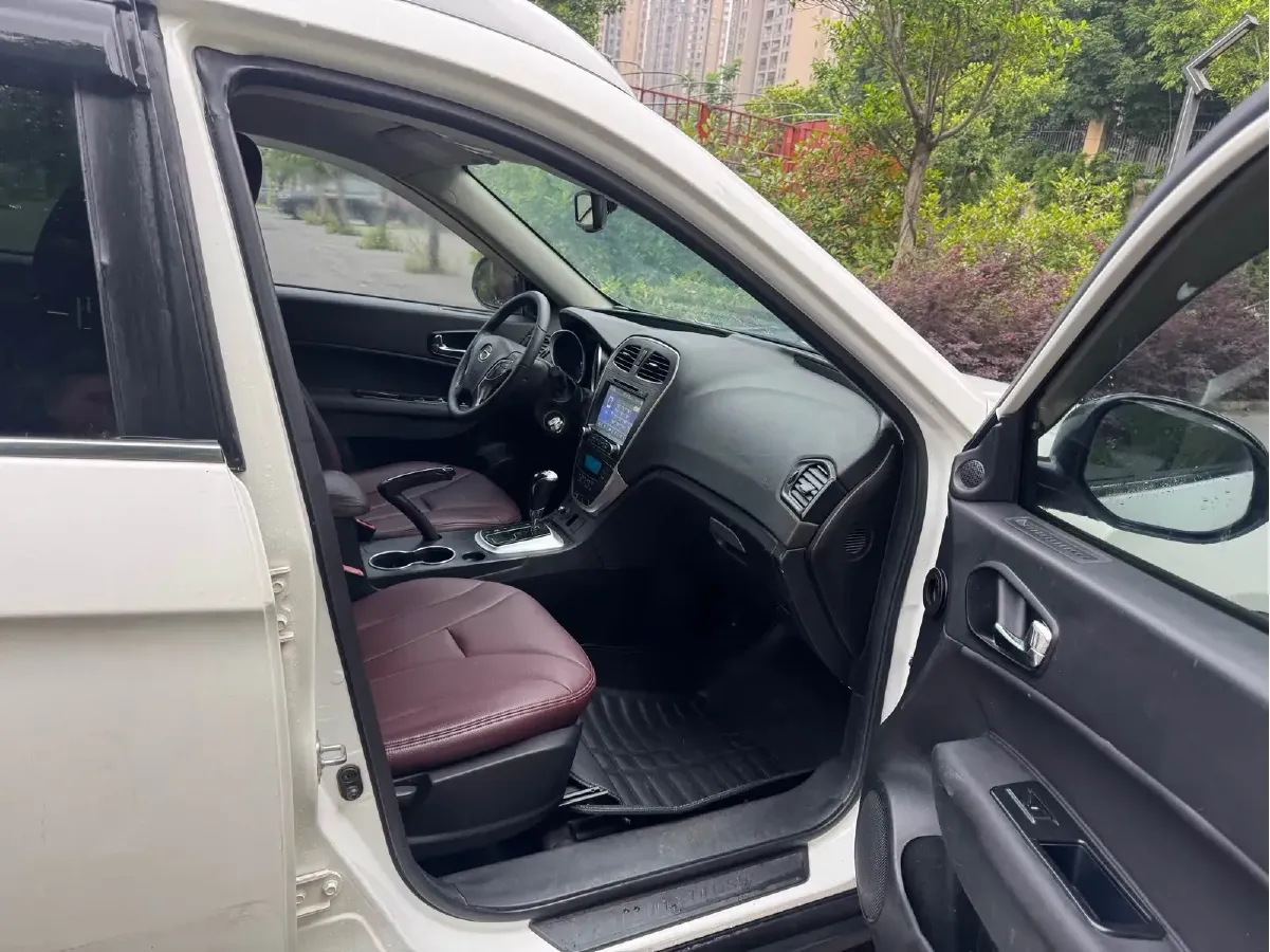 2015 GAC Trumpchi GS5 Super 2.0L 147HP L4 5AT,autocango,china used car exporter,china ev exporter,chinese used car exporter,chinese used ev exporter