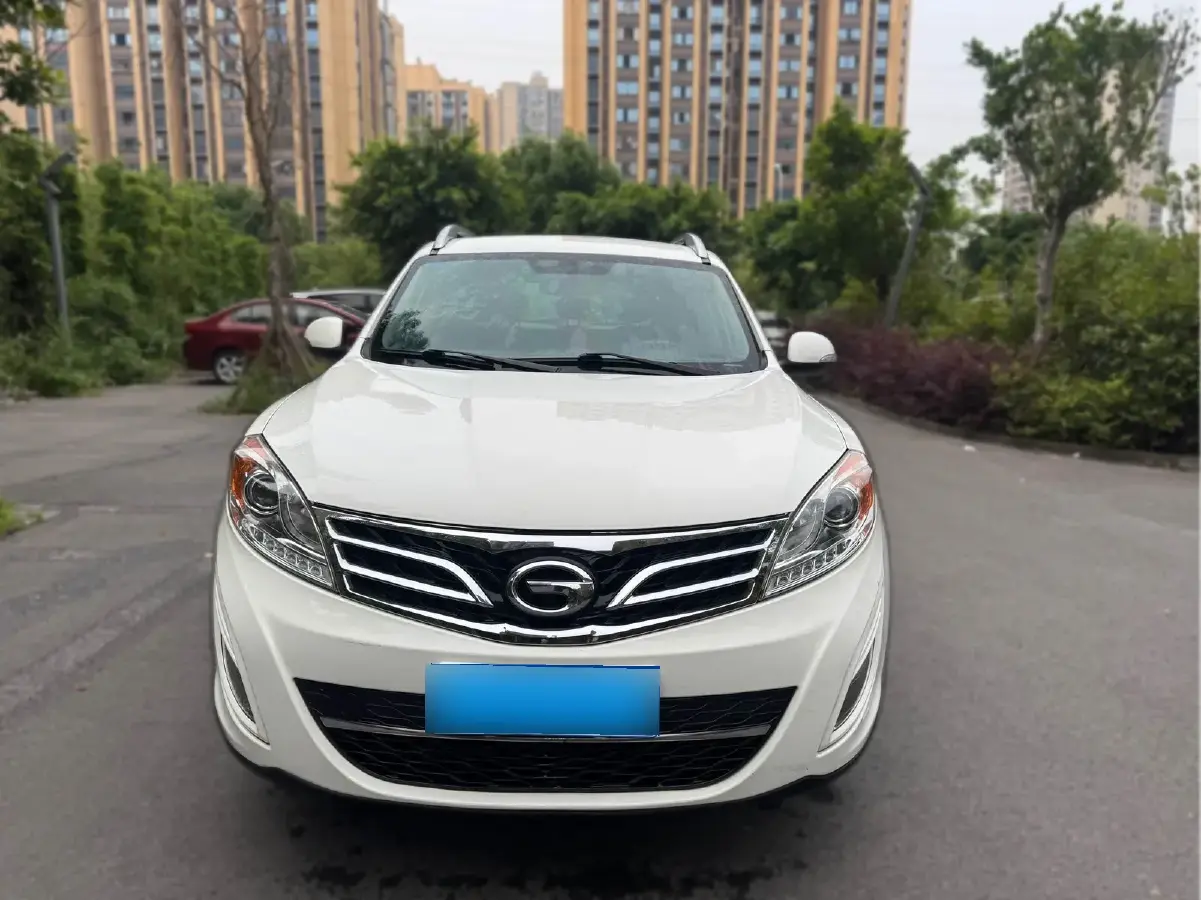 2015 GAC Trumpchi GS5 Super 2.0L 147HP L4 5AT