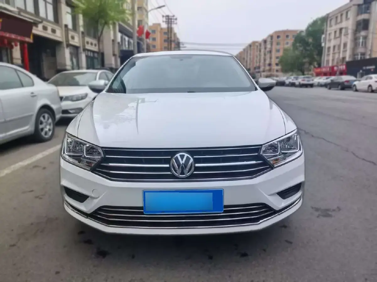 2017 Volkswagen Bora 1.6L 110HP L4 6AT