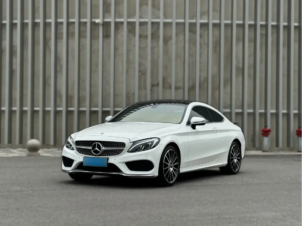 2017 Mercedes-Benz C Class 2.0T 184HP L4 9AT