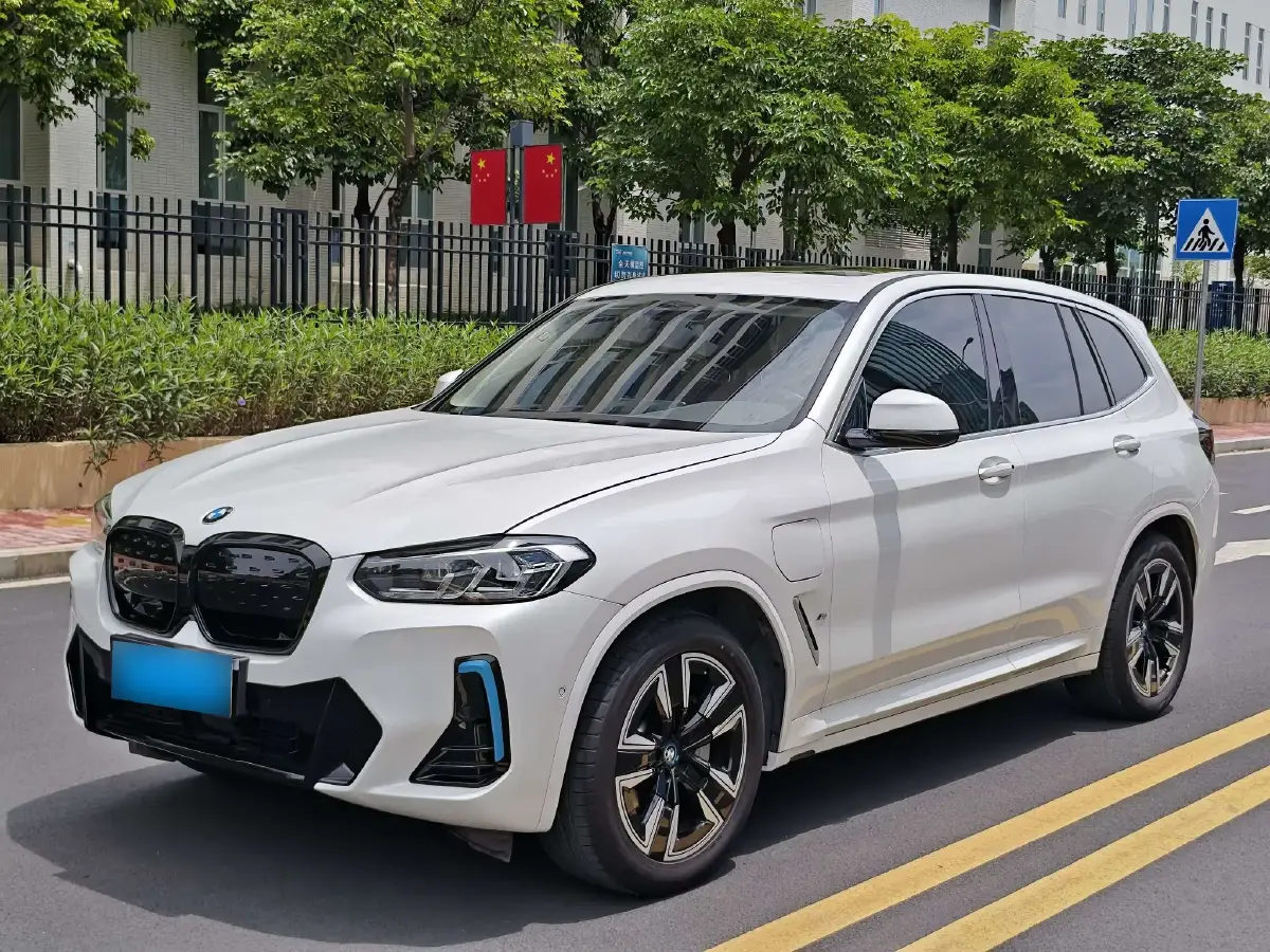 2022 BMW iX3 BEV 80KWH