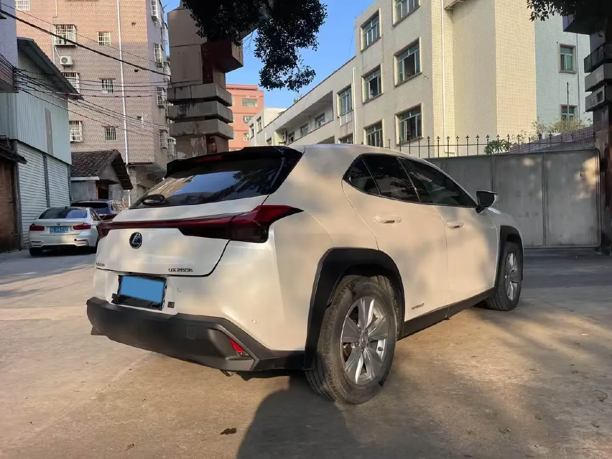 2020 Lexus UX 2.0L 146HP L4 E-CVT Hybrid,autocango,china used car exporter,china ev exporter,chinese used car exporter,chinese used ev exporter