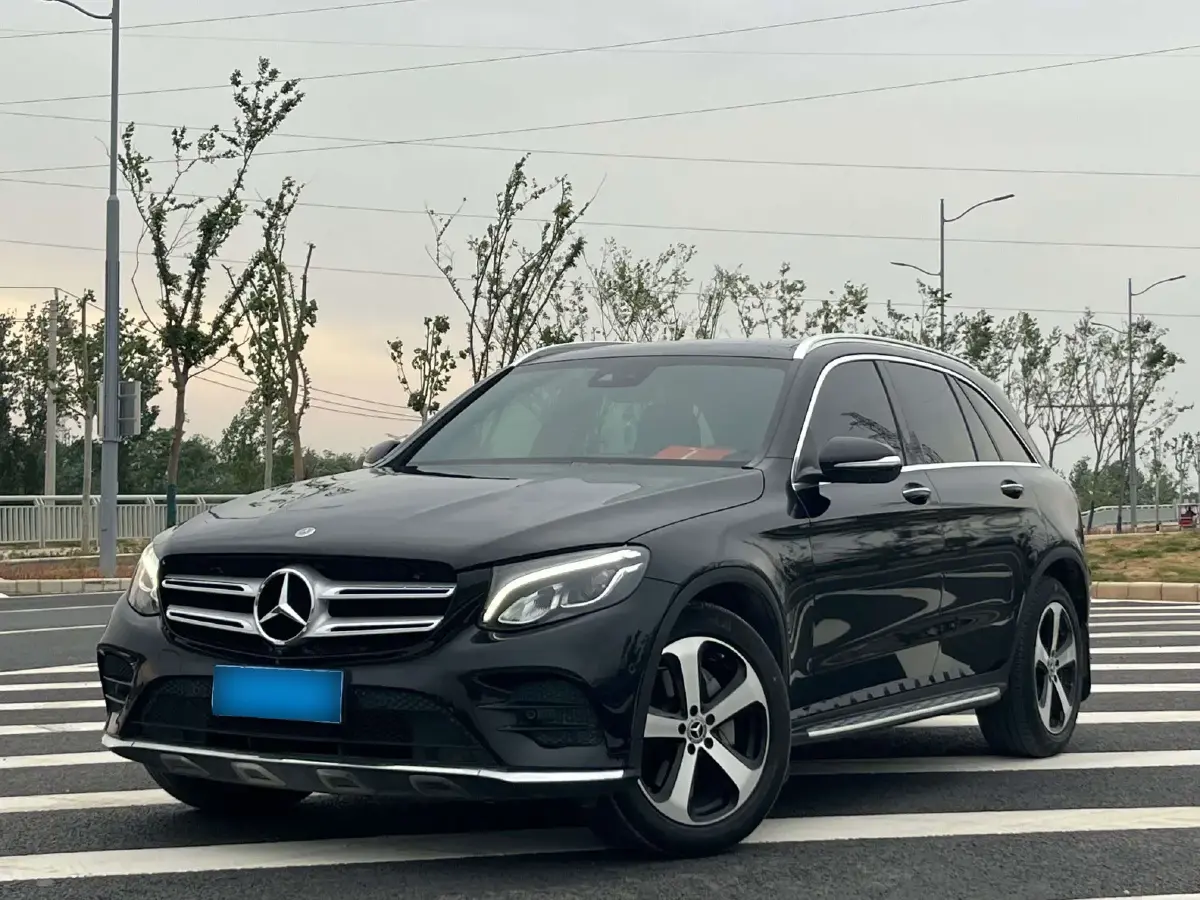 2019 Mercedes-Benz GLC Class 2.0T 211HP L4 9AT