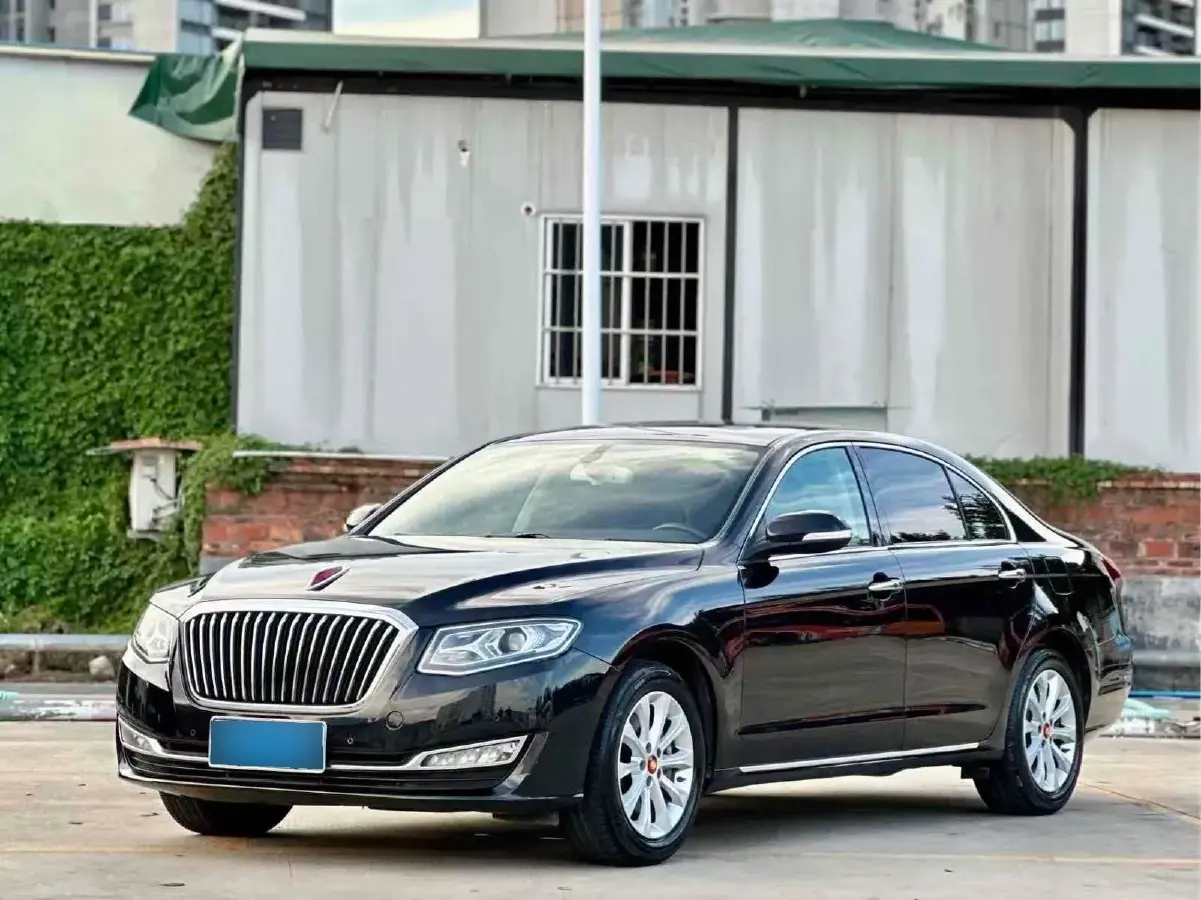 2017 HongQi H7 2.0T 204HP L4 6AT