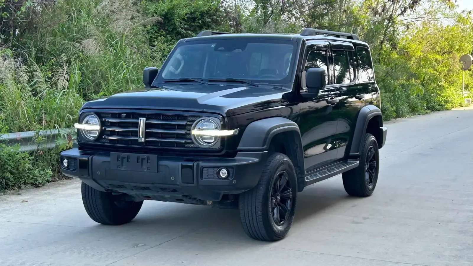 2021 Tank 300 2.0T 227HP L4 8AT