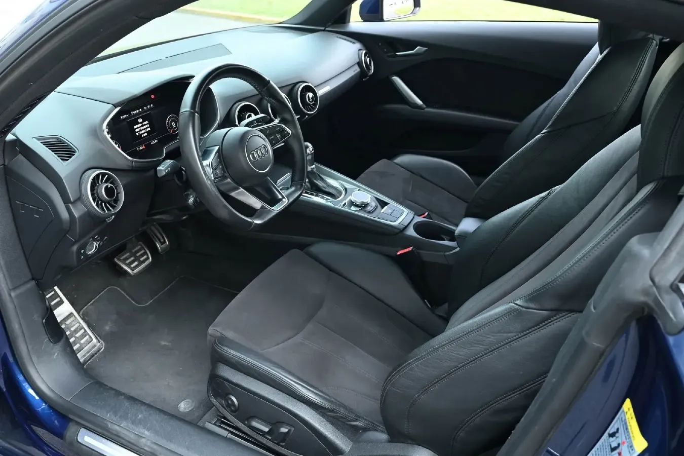 2015 Audi TT 2.0T 230HP L4 6DCT,autocango,china used car exporter,china ev exporter,chinese used car exporter,chinese used ev exporter