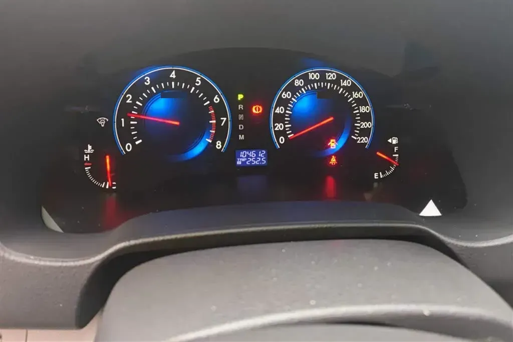 2013 Mazda 8 2.5L 163HP L4 5AT,autocango,china used car exporter,china ev exporter,chinese used car exporter,chinese used ev exporter