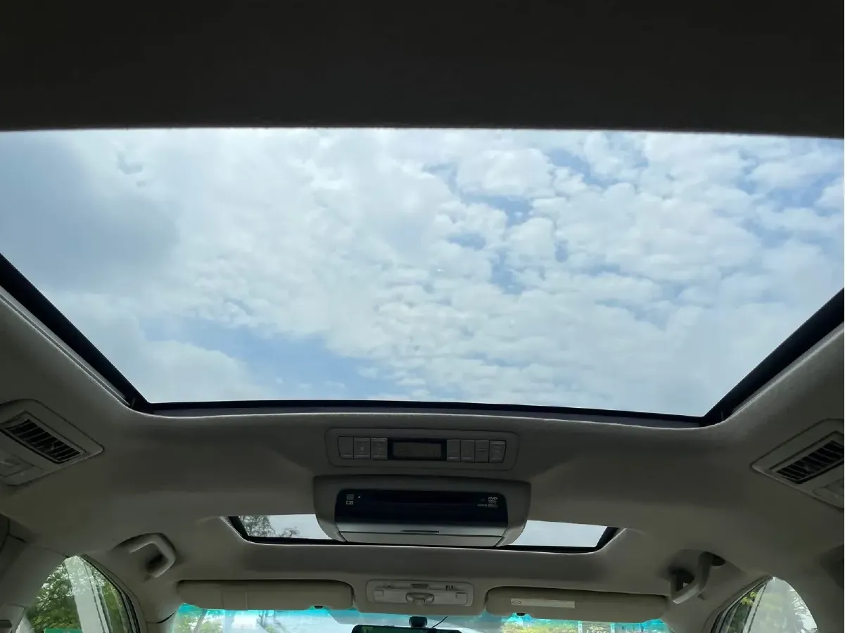 2006 Toyota Previa 2.4L 170HP L4 4AT,autocango,china used car exporter,china ev exporter,chinese used car exporter,chinese used ev exporter