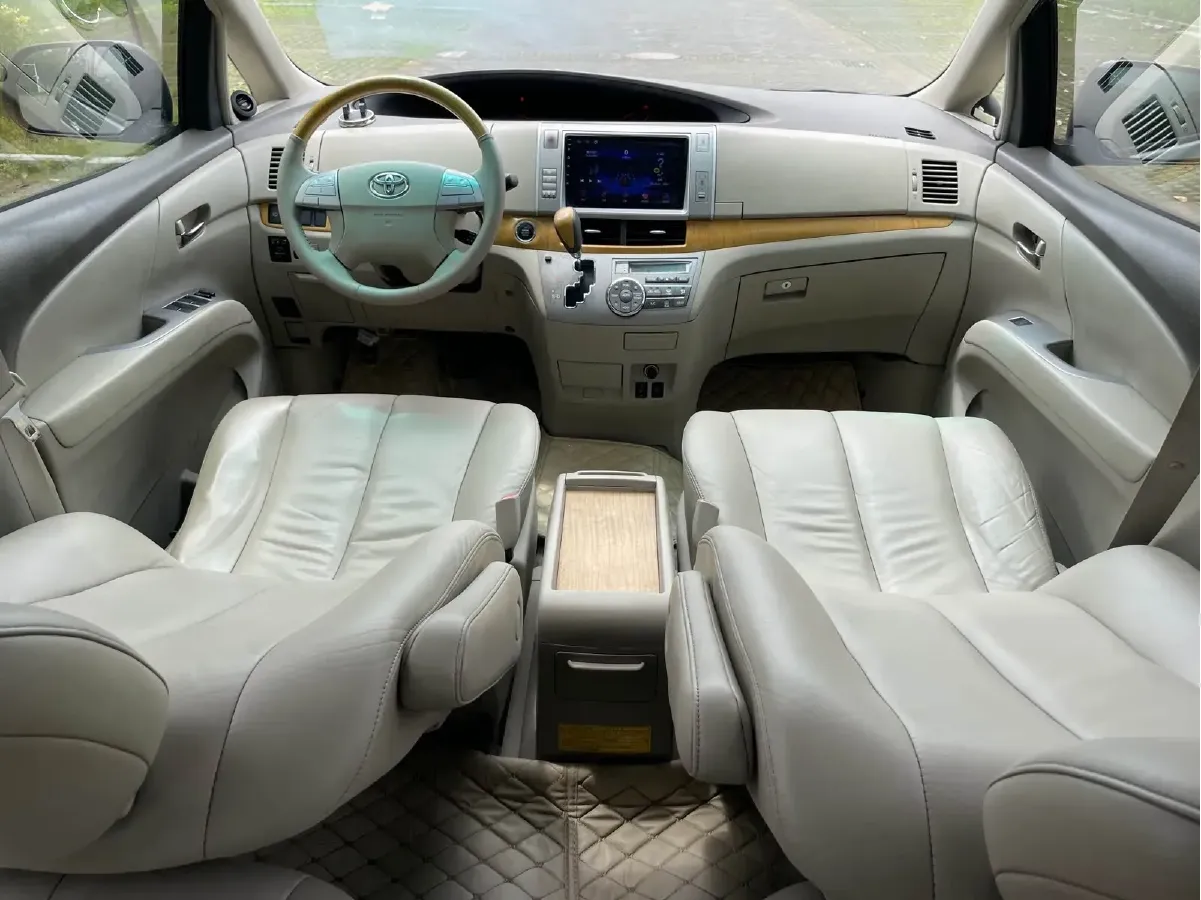 2006 Toyota Previa 2.4L 170HP L4 4AT,autocango,china used car exporter,china ev exporter,chinese used car exporter,chinese used ev exporter