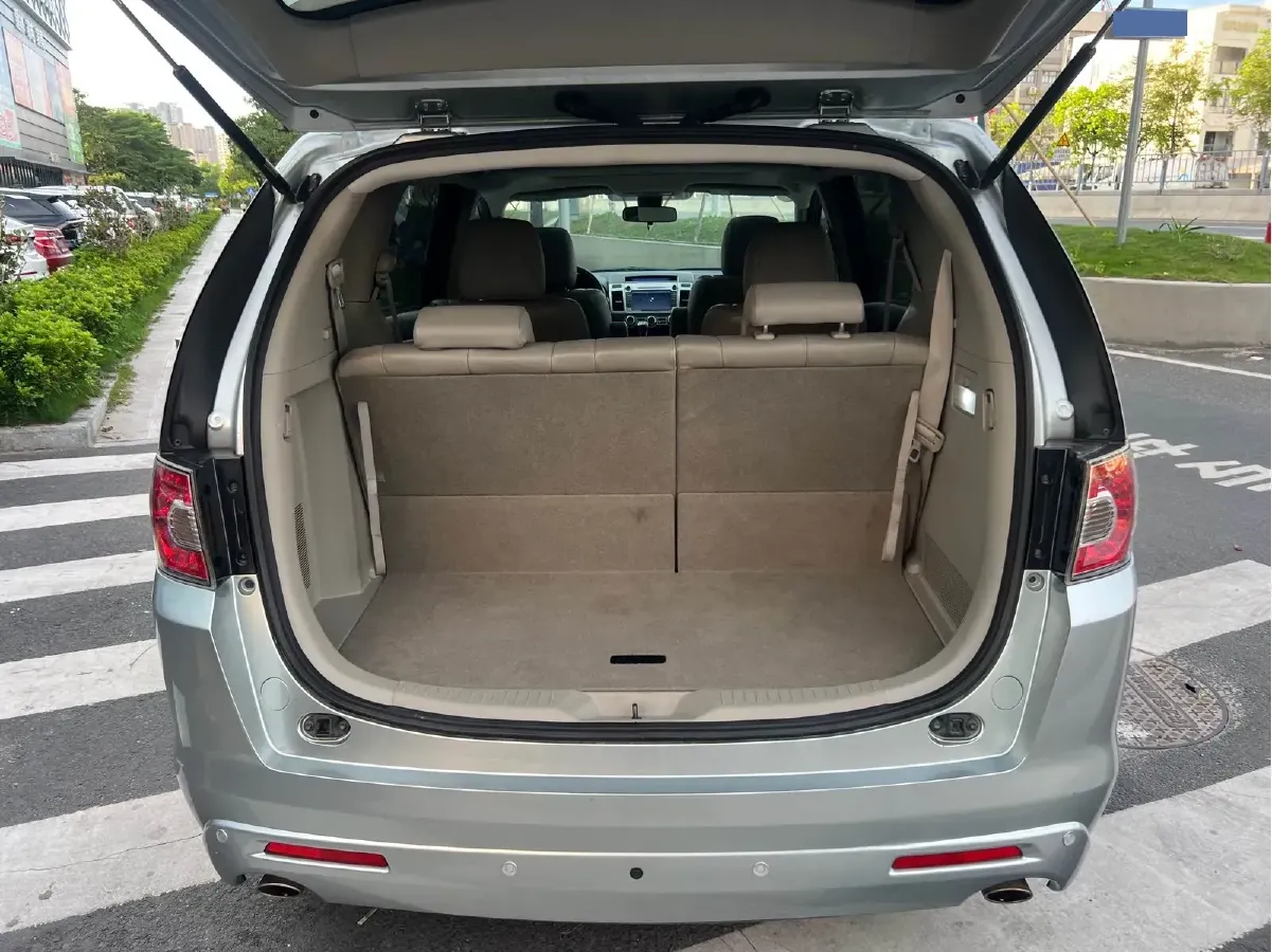 2011 Mazda 8 2.3L 154HP L4 4AT,autocango,china used car exporter,china ev exporter,chinese used car exporter,chinese used ev exporter