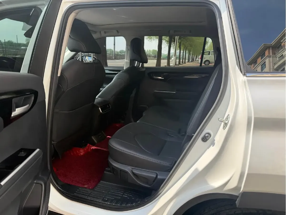 2022 Toyota Highlander 2.0T 248HP L4 8AT,autocango,china used car exporter,china ev exporter,chinese used car exporter,chinese used ev exporter