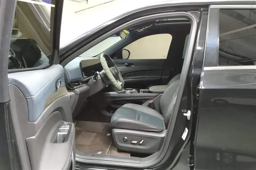 2022 Ford Equator Sport 1.5T 170HP L4 7DCT,autocango,china used car exporter,china ev exporter,chinese used car exporter,chinese used ev exporter