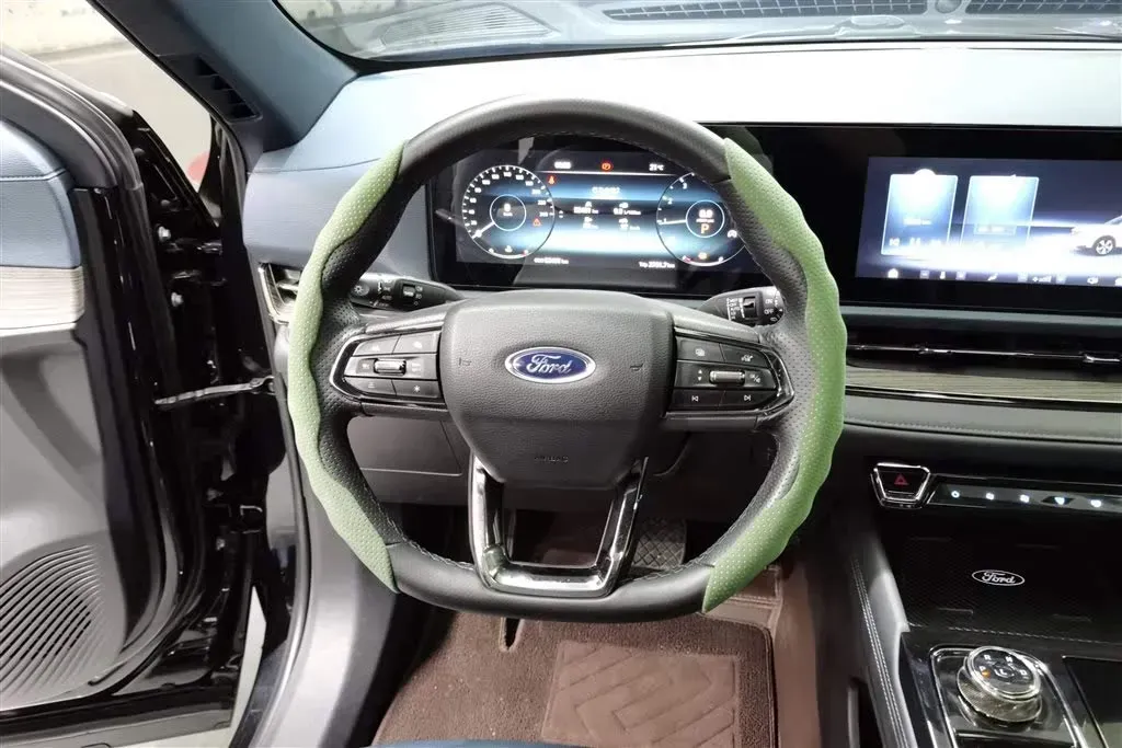 2022 Ford Equator Sport 1.5T 170HP L4 7DCT,autocango,china used car exporter,china ev exporter,chinese used car exporter,chinese used ev exporter