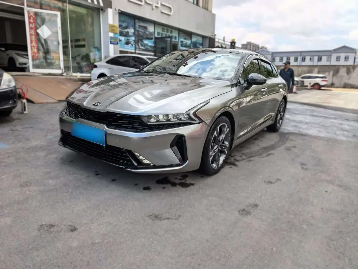 2020 Kia K5 1.5T 170HP L4 7DCT