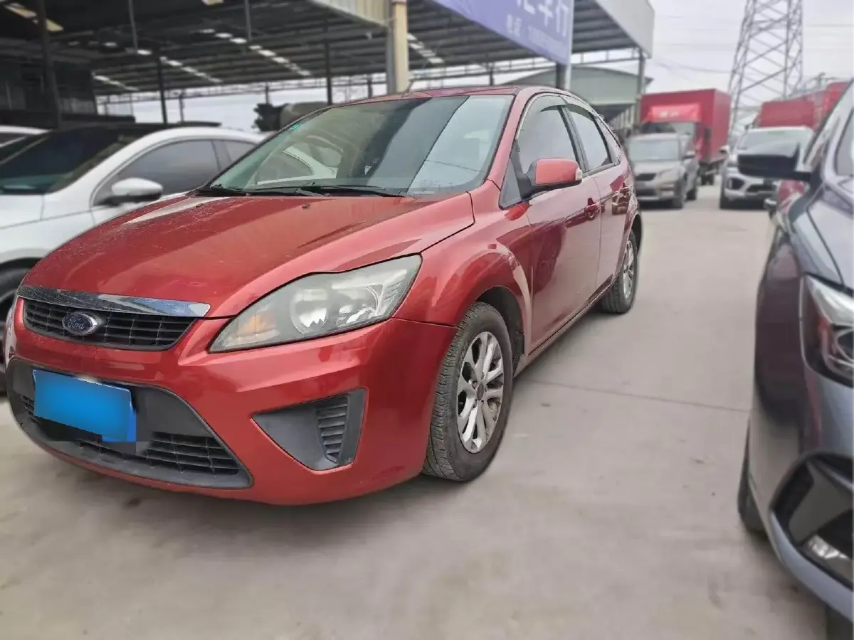 2012 Ford Focus 1.8L 124HP L4 4AT