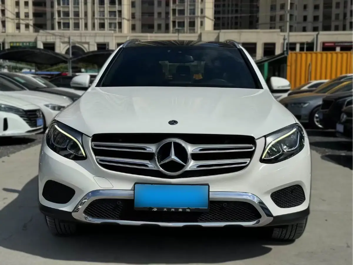 2018 Mercedes-Benz GLC Class 2.0T 184HP L4 9AT